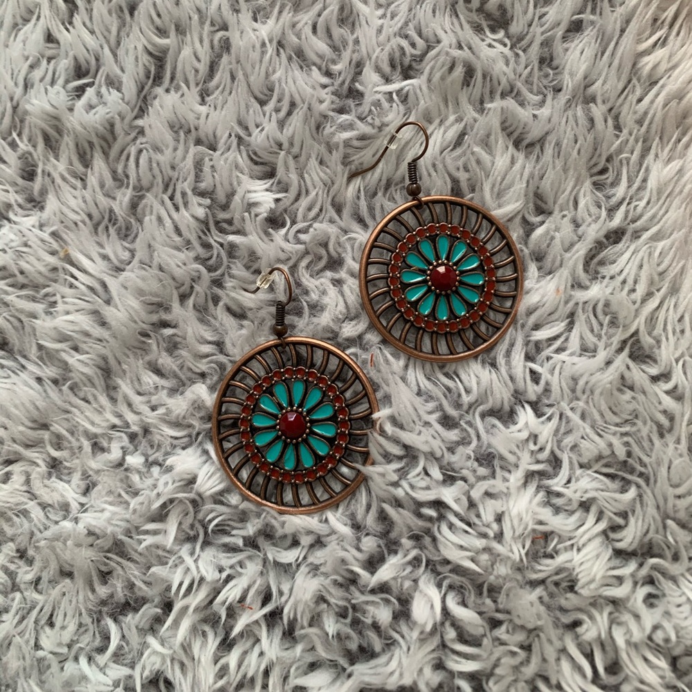 Earrings - Picture 2 of 2
